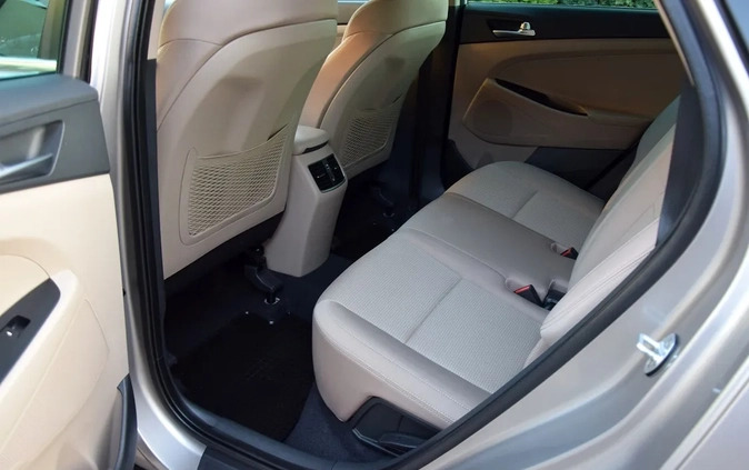 Hyundai Tucson cena 78700 przebieg: 67000, rok produkcji 2017 z Kielce małe 326
